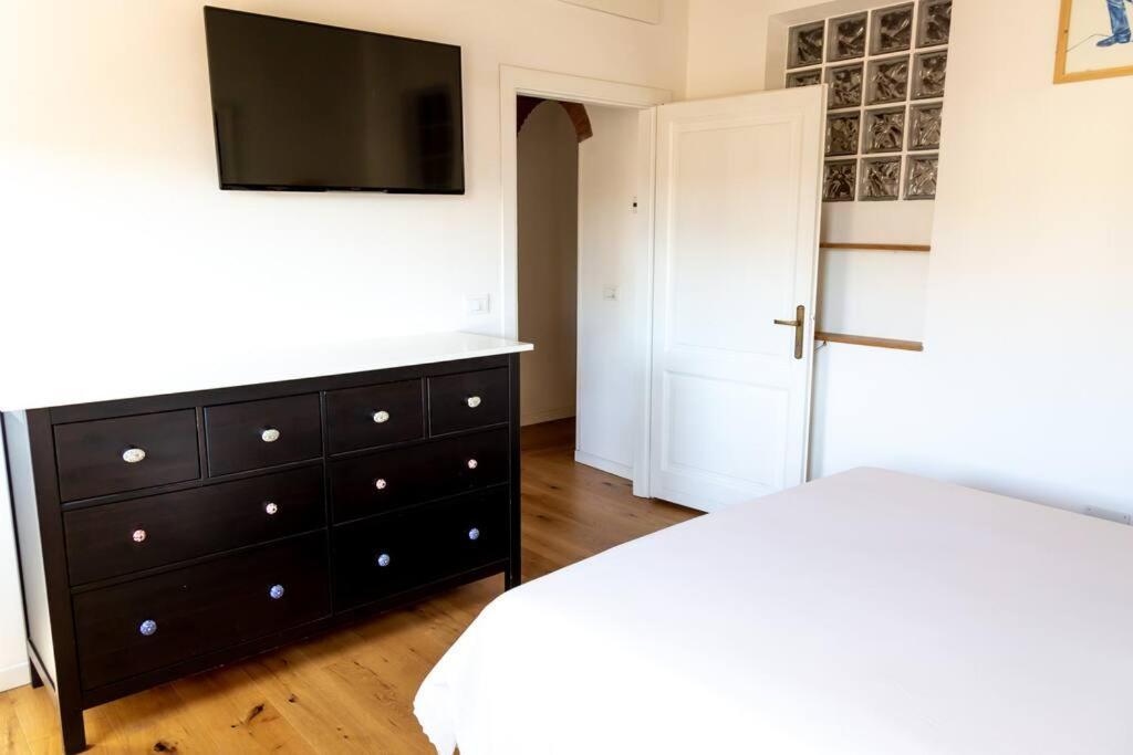 Luxury Apartment In The Center Of Флоренция Экстерьер фото